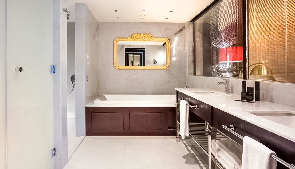 هتل کاریزما دلوکس کوش آداسی